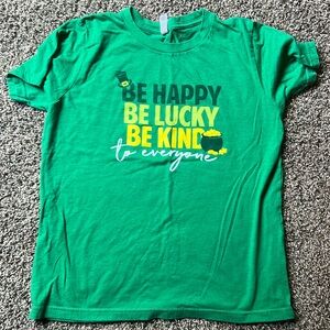 🍀 Youth XL, St. Patrick’s Day Tshirt, Like New! 🌈